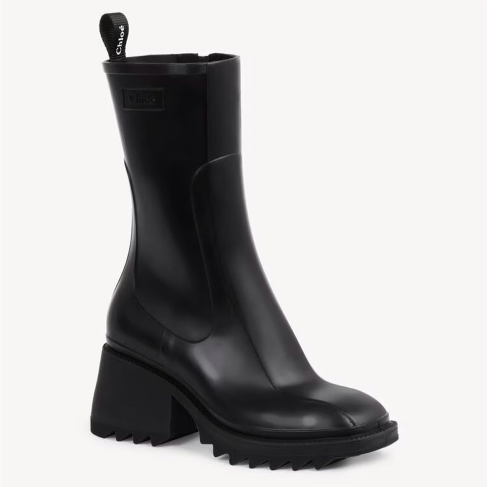 Chloé Betty Rain Boots in Black (Size 7)